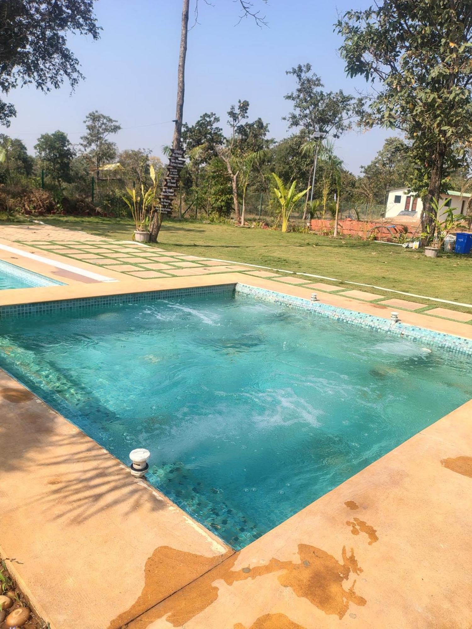 Palash The Jungle Resort Gondia Esterno foto